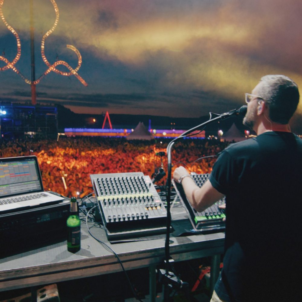 Final Sequenz.00_01_18_22.Standbild001