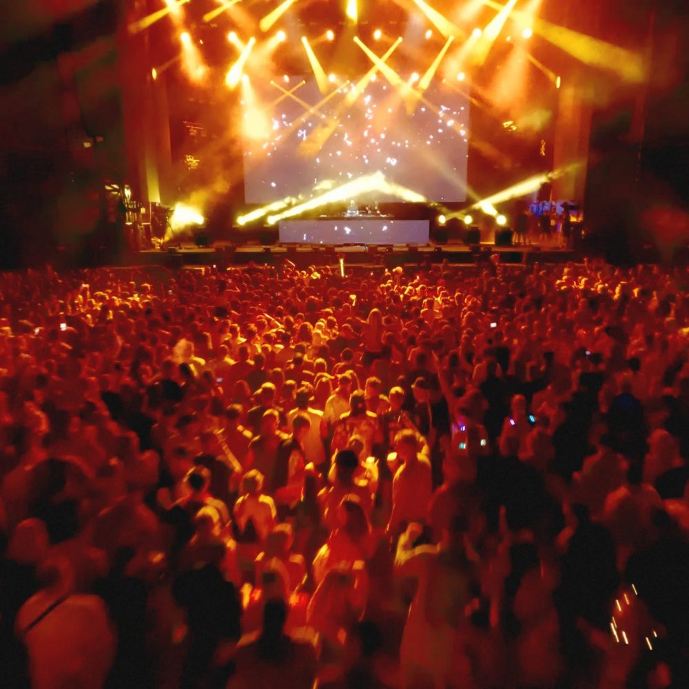 Final Sequenz.00_01_26_21.Standbild028