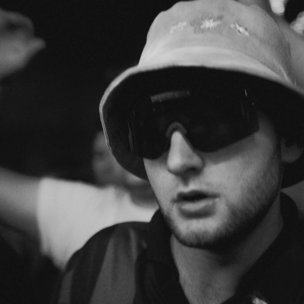 Final Sequenz.00_01_43_16.Standbild030