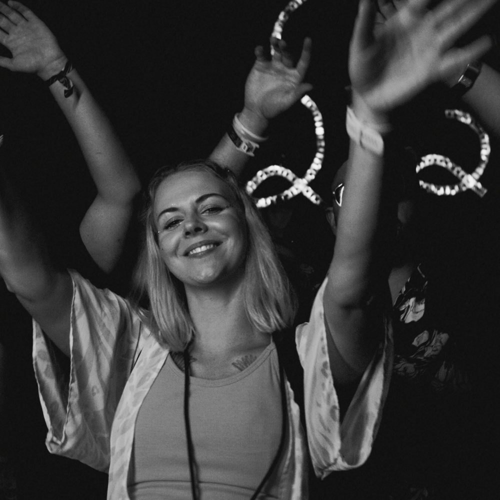 Final Sequenz.00_02_55_06.Standbild040